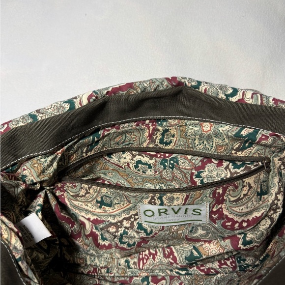 Orvis Olive Green Canvas Cross Body Messenger Bag with Brown Leather Accents - Picture 8 of 14